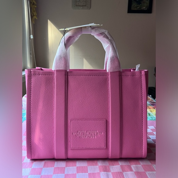 🌸 MARC JACOBS THE LEATHER MEDIUM TOTE BAG 🌸 NWT 🌸 - Picture 11 of 16